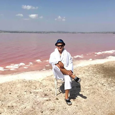 New! Romantic House At Red In Torrevieja! Σπίτι διακοπών Τορεβιέχα