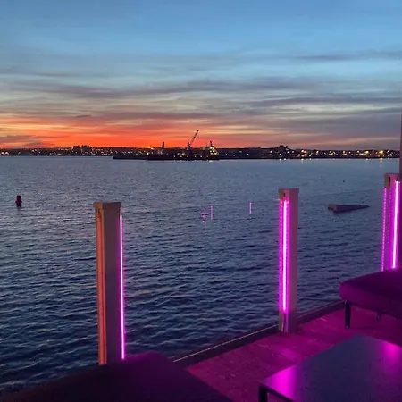 New! Romantic House At Red In Torrevieja!