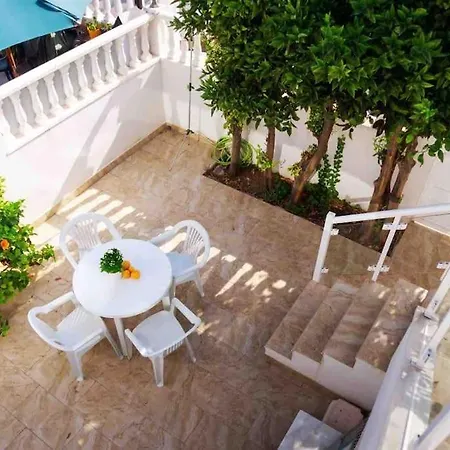 New! Romantic House At Red In Torrevieja! Σπίτι διακοπών
