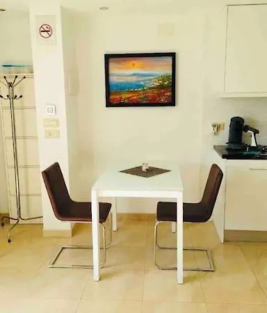 New! Romantic House At Red In Torrevieja!