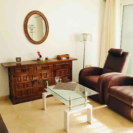 New! Romantic House At Red In Torrevieja!